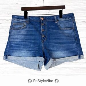AMERICAN EAGLE Women’s Size 20 Denim Jean Shorts Hi-Rise Shortie Fit Stretch NWT